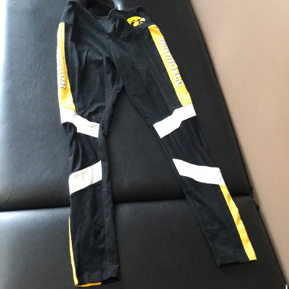 Victoria’s Secret Pink Iowa Hawkeyes Leggings
